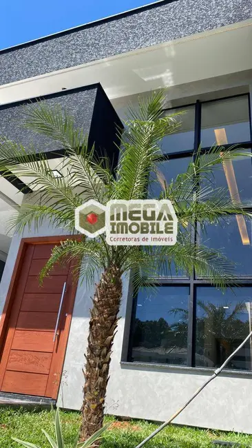 Casa com 3 quartos à venda, 120m2 em Florianopolis - SC - imagem 5 Foto 5 de Casa com 3 quartos à venda, 120m2 em Florianopolis - SC