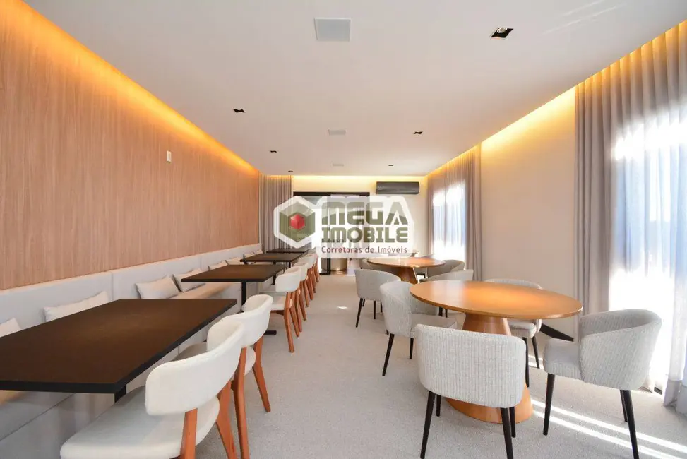 Apartamento com 1 quarto à venda, 32m2 em Centro, Florianopolis - SC - imagem 6 Foto 6 de Apartamento com 1 quarto à venda, 32m2 em Centro, Florianopolis - SC