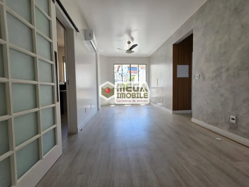 Foto 2 de Apartamento com 2 quartos à venda, 60m2 em Saco dos Limões, Florianopolis - SC
