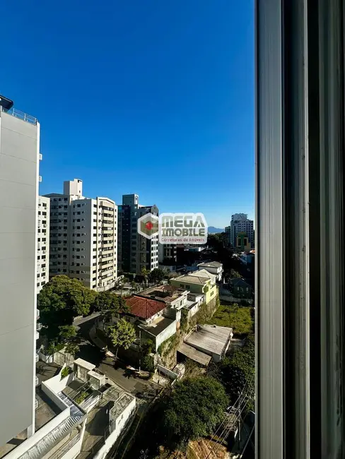 Apartamento com 2 quartos à venda, 60m2 em Centro, Florianopolis - SC - imagem 2 Foto 2 de Apartamento com 2 quartos à venda, 60m2 em Centro, Florianopolis - SC