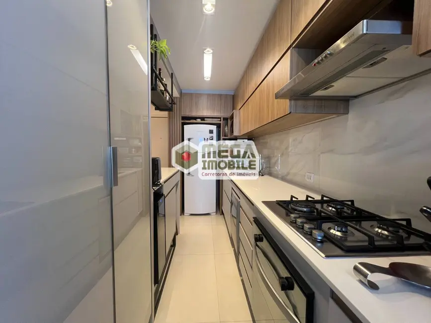 Apartamento com 2 quartos à venda, 69m2 em Centro, Florianopolis - SC - imagem 4 Foto 4 de Apartamento com 2 quartos à venda, 69m2 em Centro, Florianopolis - SC