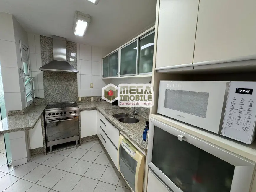 Apartamento com 4 quartos à venda, 155m2 em Centro, Florianopolis - SC - imagem 5 Foto 5 de Apartamento com 4 quartos à venda, 155m2 em Centro, Florianopolis - SC
