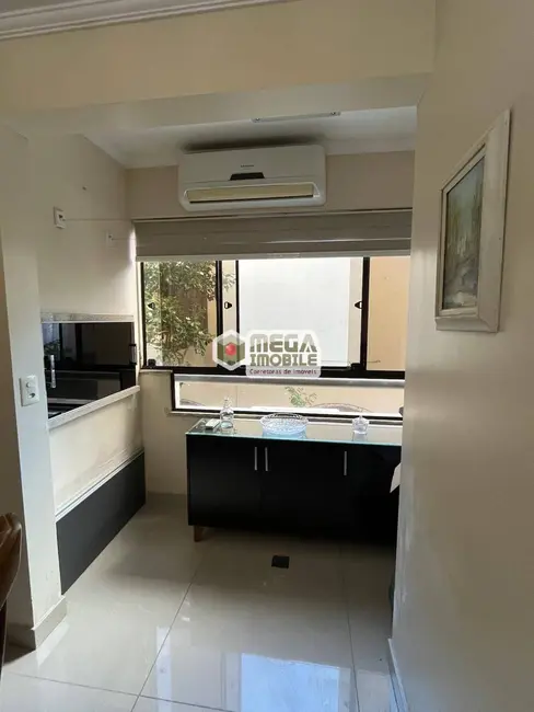 Foto 8 de Apartamento com 2 quartos à venda, 60m2 em Trindade, Florianopolis - SC