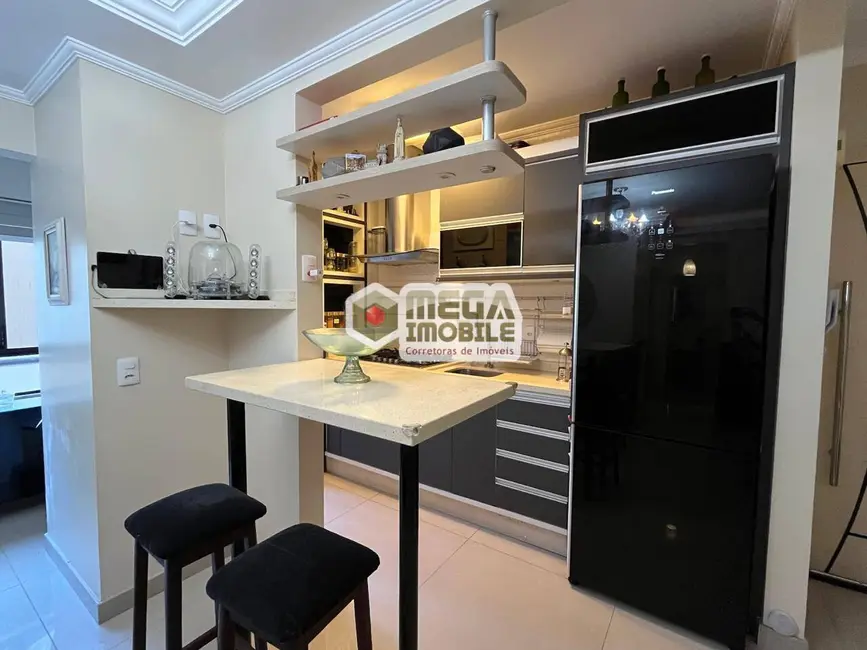 Foto 4 de Apartamento com 2 quartos à venda, 60m2 em Trindade, Florianopolis - SC