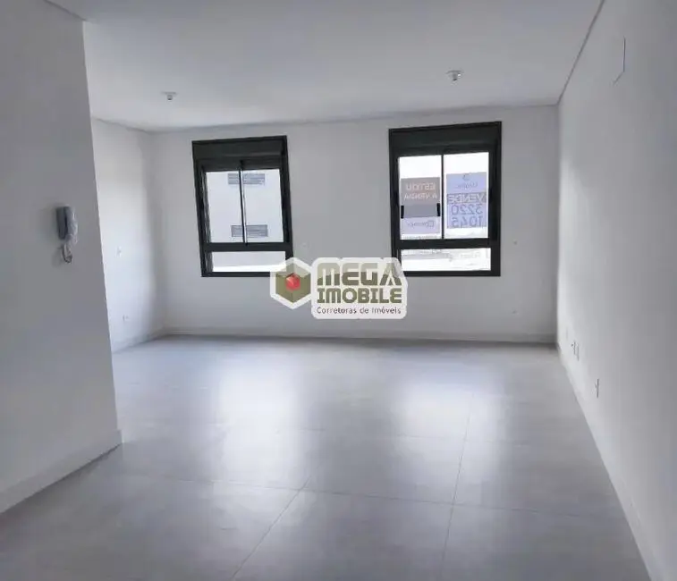 Foto 2 de Apartamento com 1 quarto à venda, 33m2 em Carvoeira, Florianopolis - SC