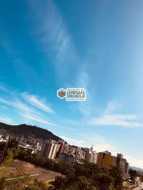 Apartamento com 3 quartos à venda, 122m2 em Centro, Florianopolis - SC - imagem 9 Foto 9 de Apartamento com 3 quartos à venda, 122m2 em Centro, Florianopolis - SC