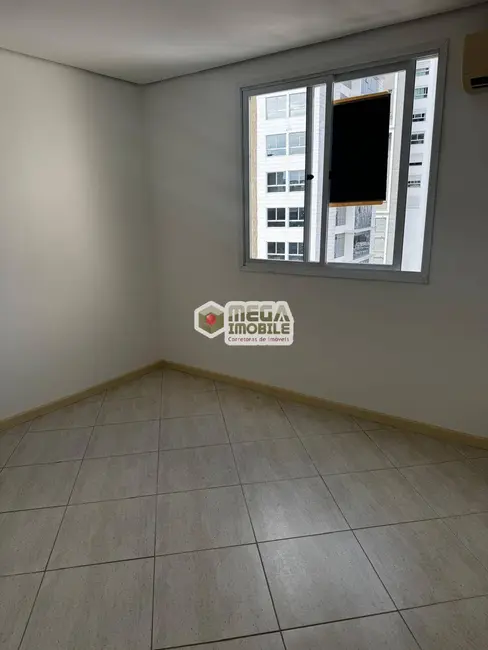 Apartamento com 2 quartos à venda, 68m2 em Centro, Florianopolis - SC - imagem 7 Foto 7 de Apartamento com 2 quartos à venda, 68m2 em Centro, Florianopolis - SC