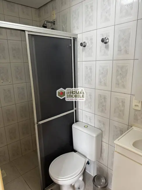 Apartamento com 2 quartos à venda, 68m2 em Centro, Florianopolis - SC - imagem 8 Foto 8 de Apartamento com 2 quartos à venda, 68m2 em Centro, Florianopolis - SC