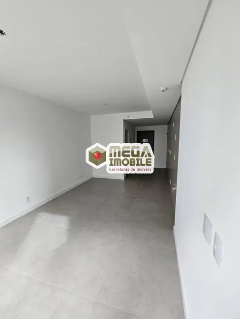 Apartamento com 3 quartos à venda, 65m2 em Centro, Florianopolis - SC - imagem 8 Foto 8 de Apartamento com 3 quartos à venda, 65m2 em Centro, Florianopolis - SC