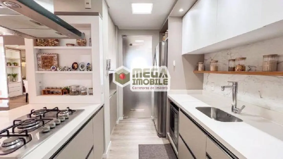 Apartamento com 3 quartos à venda, 122m2 em Itacorubi, Florianopolis - SC - imagem 6 Foto 6 de Apartamento com 3 quartos à venda, 122m2 em Itacorubi, Florianopolis - SC