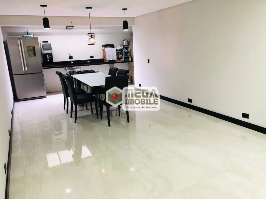 Foto 38 de Casa com 2 quartos para alugar, 80m2 em Florianopolis - SC