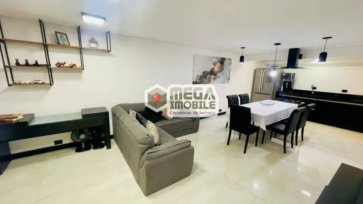 Foto 4 de Casa com 2 quartos para alugar, 80m2 em Florianopolis - SC