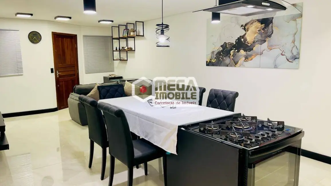 Foto 2 de Casa com 2 quartos para alugar, 80m2 em Florianopolis - SC