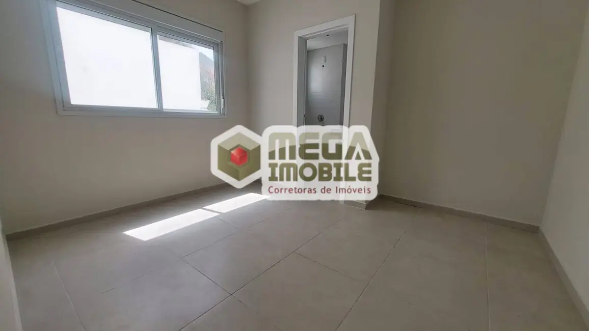 Foto 8 de Apartamento com 2 quartos à venda, 61m2 em Itacorubi, Florianopolis - SC
