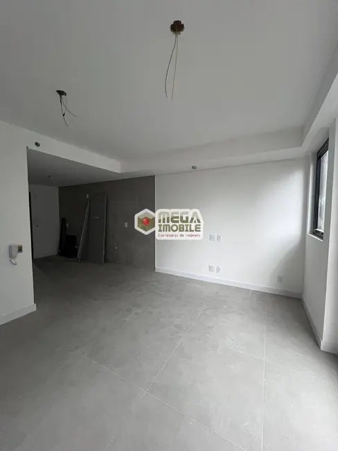 Foto 2 de Apartamento com 1 quarto à venda, 40m2 em Trindade, Florianopolis - SC