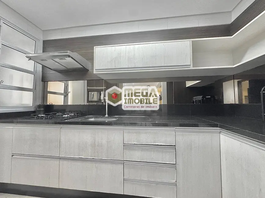 Foto 9 de Apartamento com 2 quartos à venda, 132m2 em Trindade, Florianopolis - SC