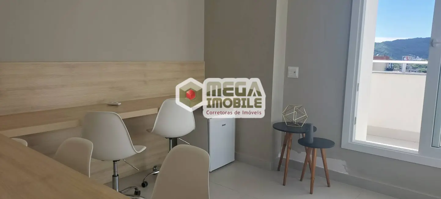 Foto 2 de Apartamento com 1 quarto à venda, 32m2 em Trindade, Florianopolis - SC