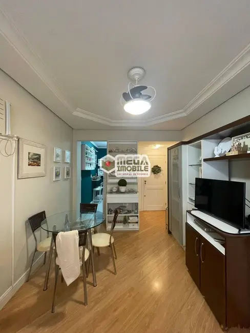 Foto 2 de Apartamento com 1 quarto à venda, 52m2 em Centro, Florianopolis - SC