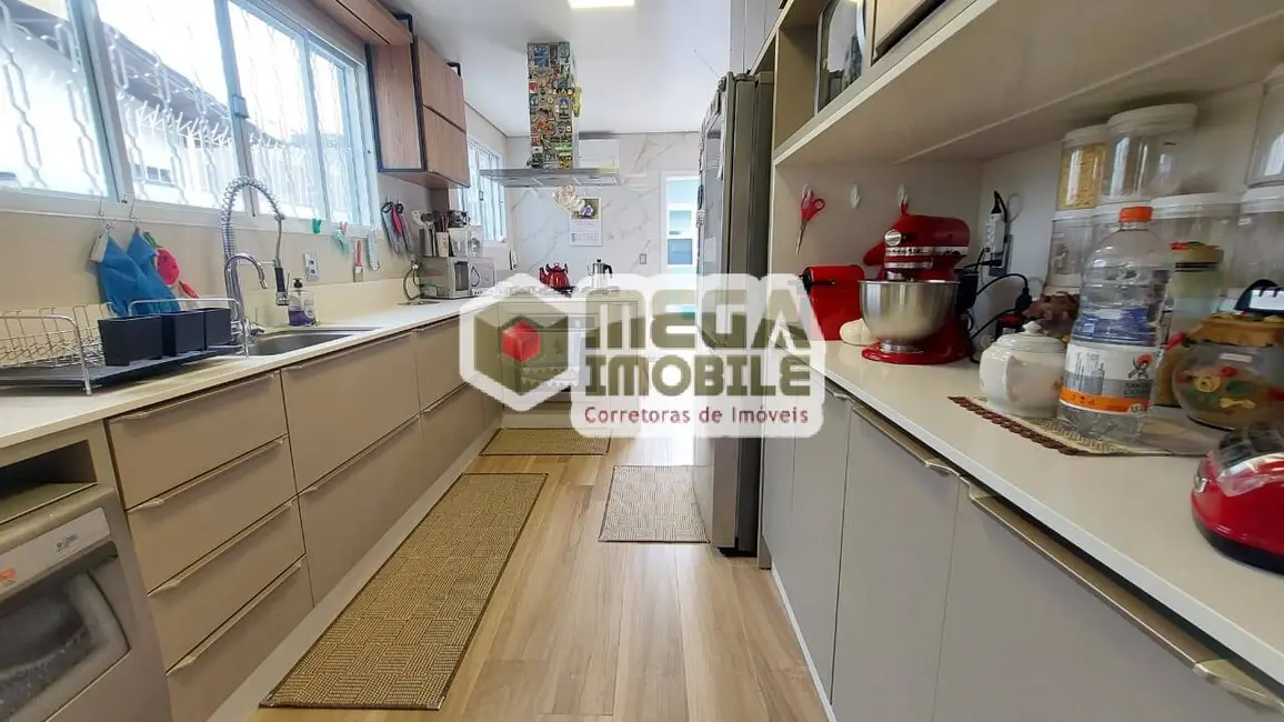 Foto 1 de Casa com 4 quartos à venda, 180m2 em Santa Mônica, Florianopolis - SC