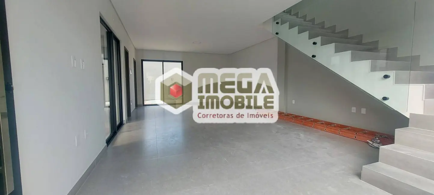 Foto 2 de Casa com 3 quartos à venda, 182m2 em Itacorubi, Florianopolis - SC