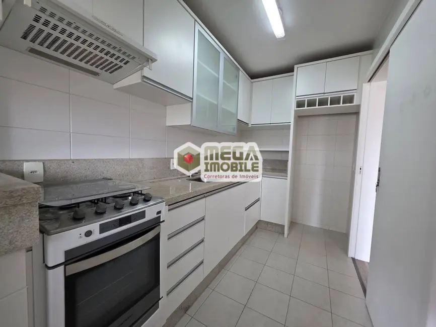 Apartamento com 3 quartos à venda, 93m2 em Centro, Florianopolis - SC - imagem 3 Foto 3 de Apartamento com 3 quartos à venda, 93m2 em Centro, Florianopolis - SC