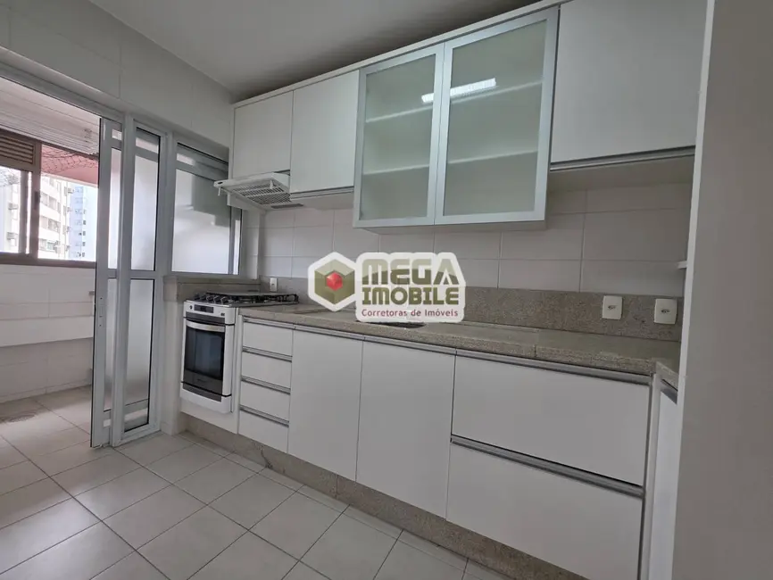 Apartamento com 3 quartos à venda, 93m2 em Centro, Florianopolis - SC - imagem 2 Foto 2 de Apartamento com 3 quartos à venda, 93m2 em Centro, Florianopolis - SC