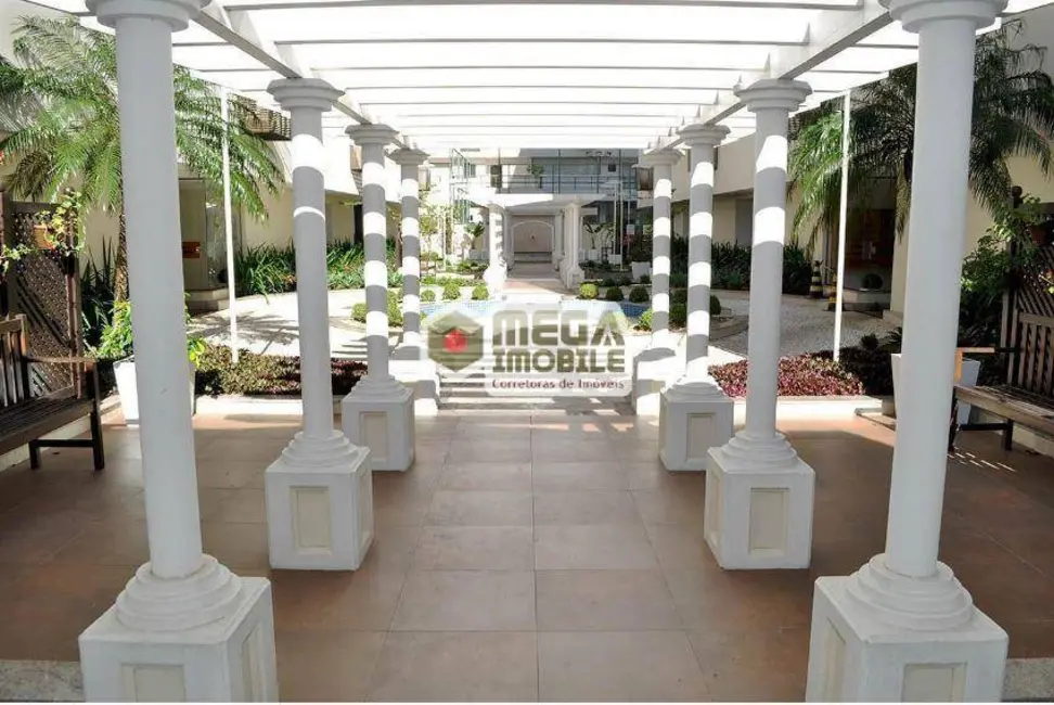 Foto 3 de Apartamento com 2 quartos à venda, 65m2 em Pantanal, Florianopolis - SC