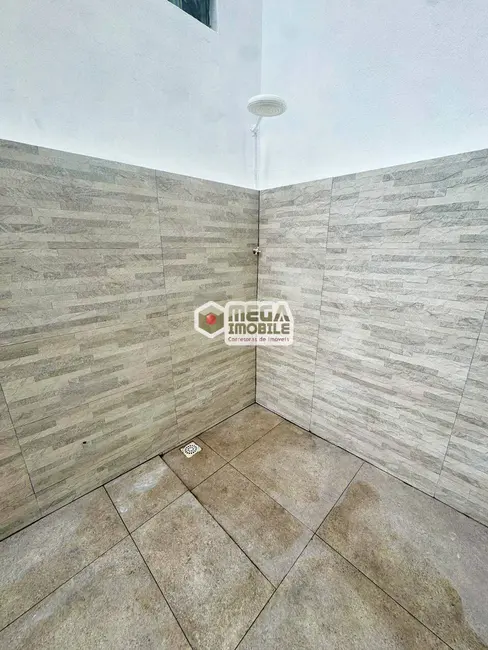Casa com 2 quartos para alugar, 75m2 em Florianopolis - SC - imagem 5 Foto 5 de Casa com 2 quartos para alugar, 75m2 em Florianopolis - SC