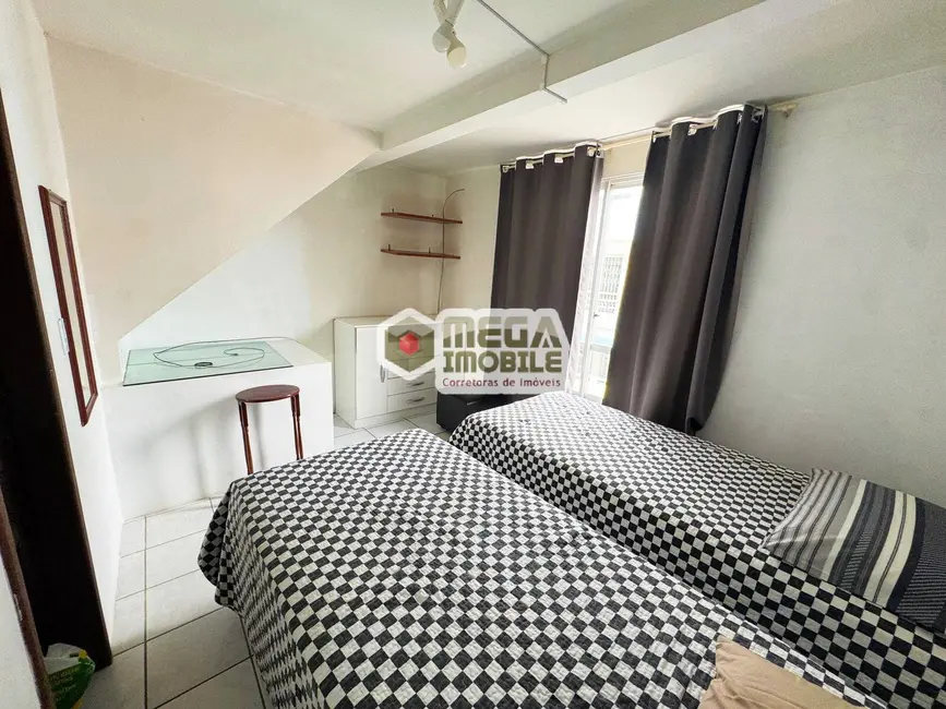 Casa com 2 quartos para alugar, 75m2 em Florianopolis - SC - imagem 8 Foto 8 de Casa com 2 quartos para alugar, 75m2 em Florianopolis - SC