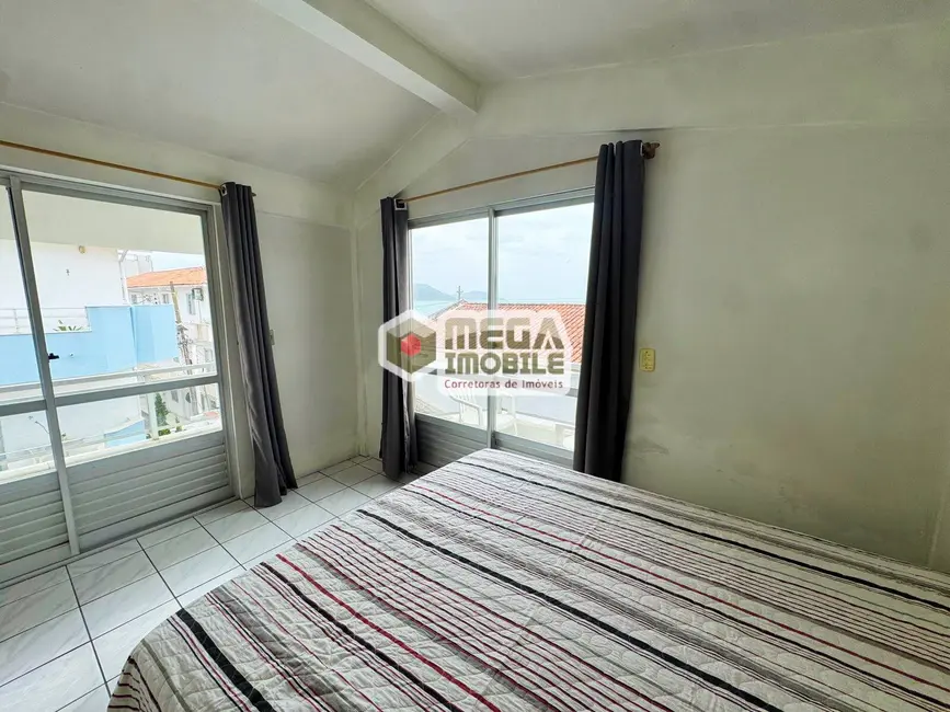 Casa com 2 quartos para alugar, 75m2 em Florianopolis - SC - imagem 9 Foto 9 de Casa com 2 quartos para alugar, 75m2 em Florianopolis - SC