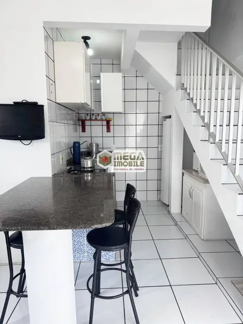 Casa com 2 quartos para alugar, 75m2 em Florianopolis - SC - imagem 4 Foto 4 de Casa com 2 quartos para alugar, 75m2 em Florianopolis - SC