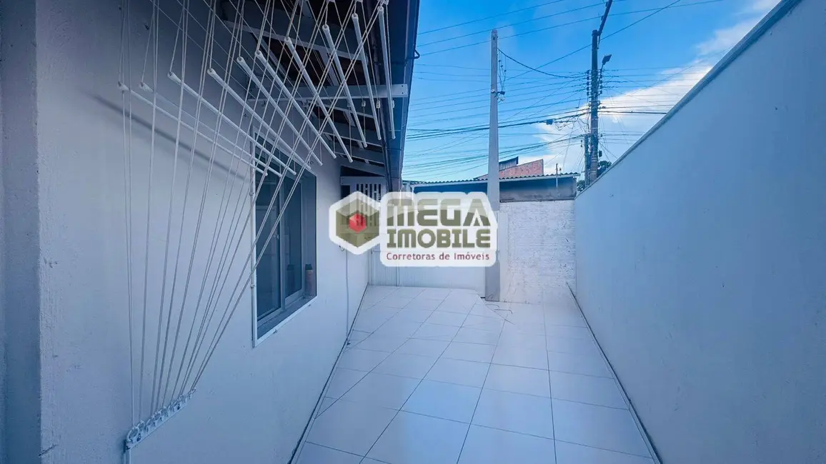 Foto 3 de Kitnet com 1 quarto para alugar, 24m2 em Florianopolis - SC