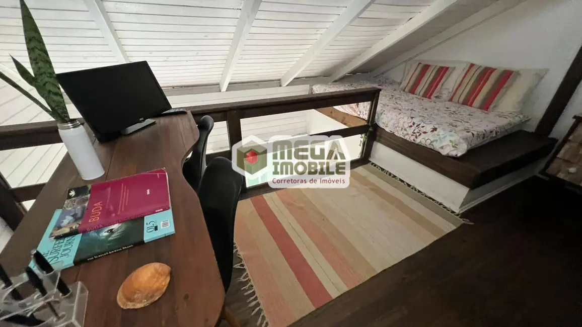 Casa com 1 quarto para alugar, 32m2 em Florianopolis - SC - imagem 8 Foto 8 de Casa com 1 quarto para alugar, 32m2 em Florianopolis - SC