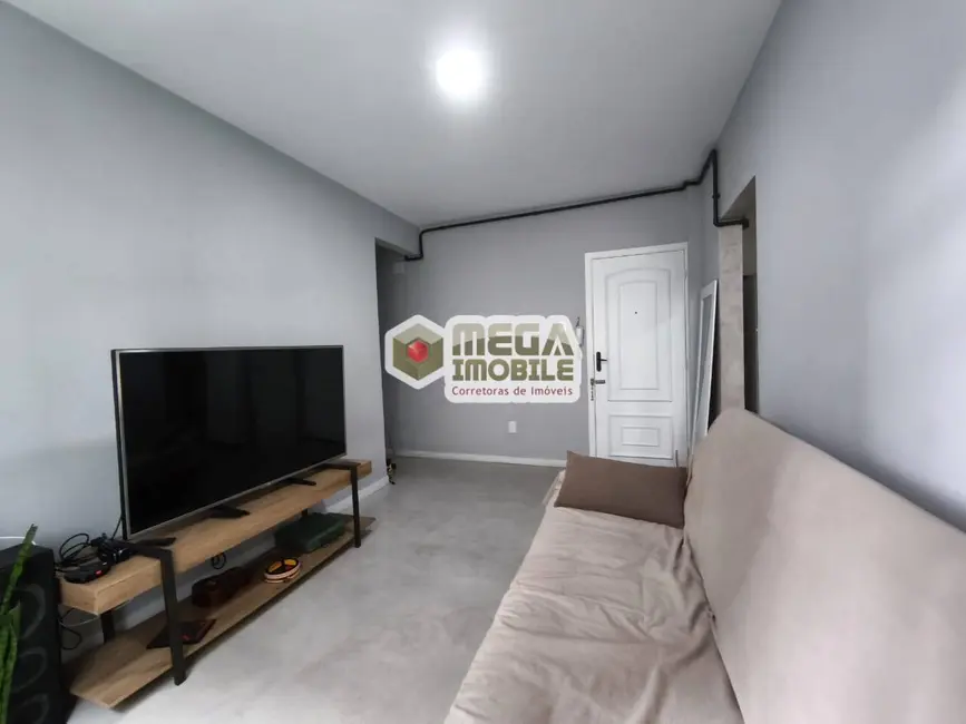 Foto 1 de Apartamento com 3 quartos à venda, 68m2 em Trindade, Florianopolis - SC