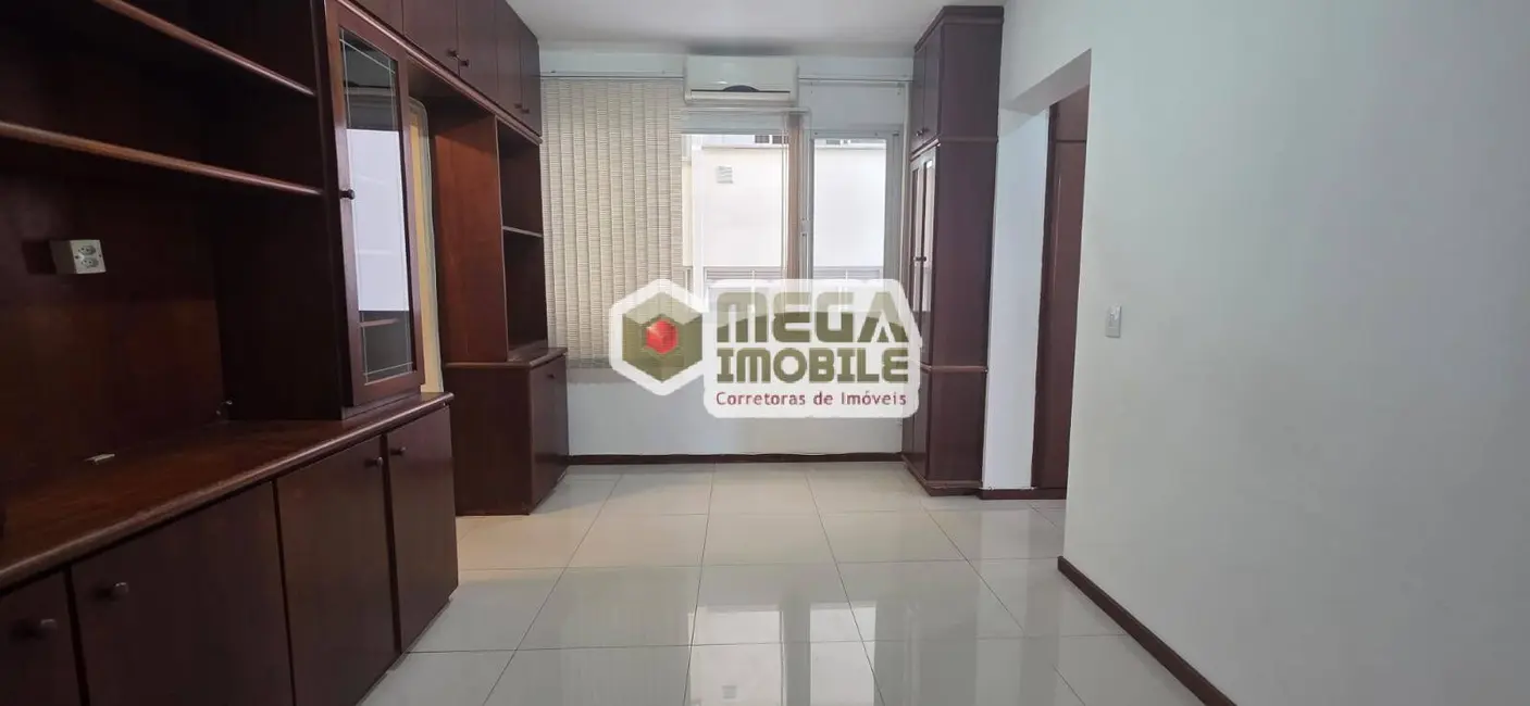 Foto 3 de Apartamento com 1 quarto à venda, 43m2 em Centro, Florianopolis - SC