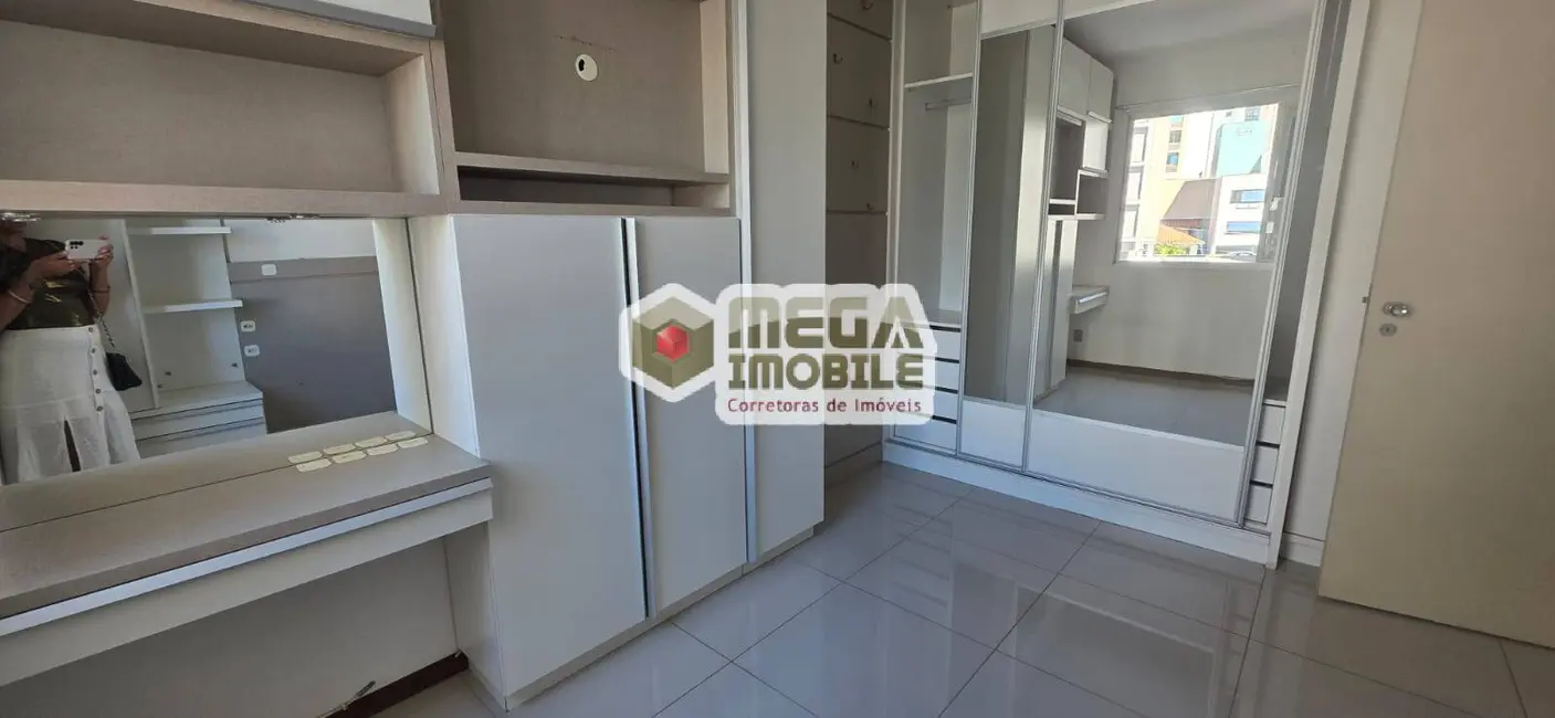 Foto 1 de Apartamento com 1 quarto à venda, 43m2 em Centro, Florianopolis - SC