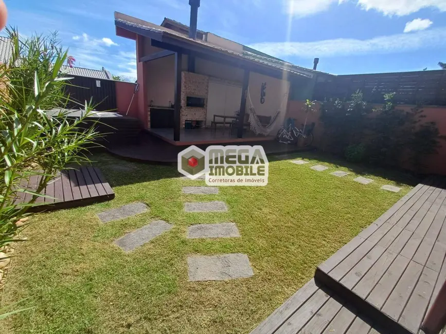 Foto 2 de Casa com 3 quartos à venda, 127m2 em Campeche, Florianopolis - SC