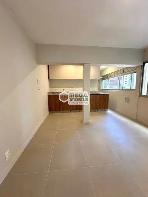 Foto 1 de Apartamento com 1 quarto à venda, 44m2 em Centro, Florianopolis - SC