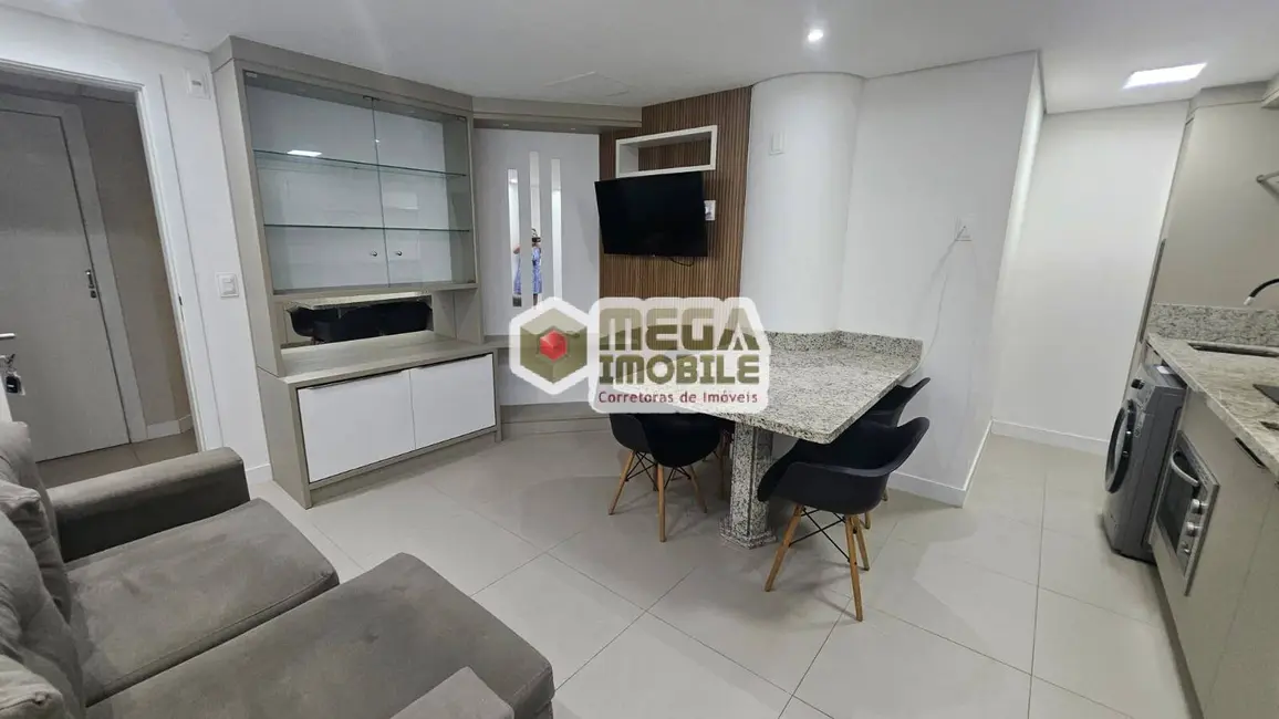 Foto 3 de Apartamento com 1 quarto à venda, 36m2 em Agronômica, Florianopolis - SC