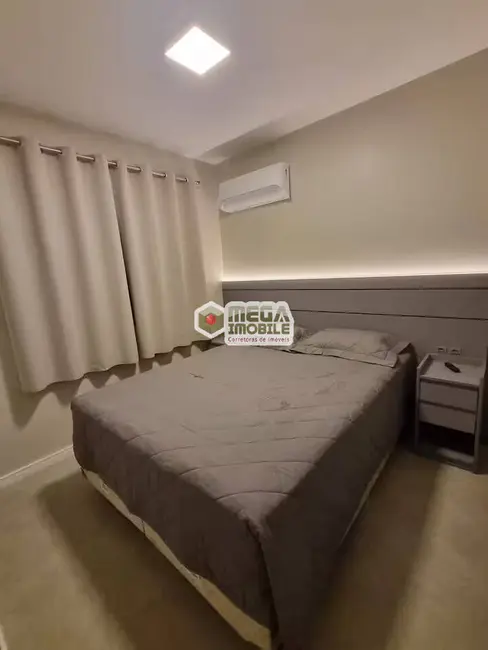 Apartamento com 2 quartos à venda, 75m2 em Centro, Florianopolis - SC - imagem 8 Foto 8 de Apartamento com 2 quartos à venda, 75m2 em Centro, Florianopolis - SC