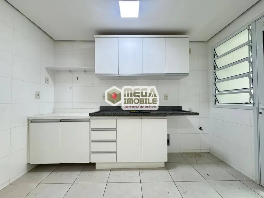 Foto 4 de Apartamento com 2 quartos à venda, 77m2 em Itacorubi, Florianopolis - SC