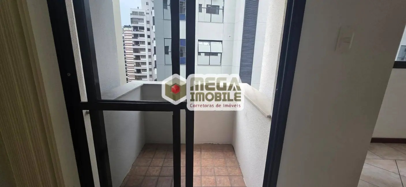 Apartamento com 2 quartos à venda, 77m2 em Centro, Florianopolis - SC - imagem 7 Foto 7 de Apartamento com 2 quartos à venda, 77m2 em Centro, Florianopolis - SC