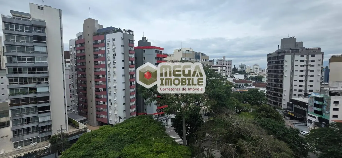 Apartamento com 2 quartos à venda, 77m2 em Centro, Florianopolis - SC - imagem 5 Foto 5 de Apartamento com 2 quartos à venda, 77m2 em Centro, Florianopolis - SC