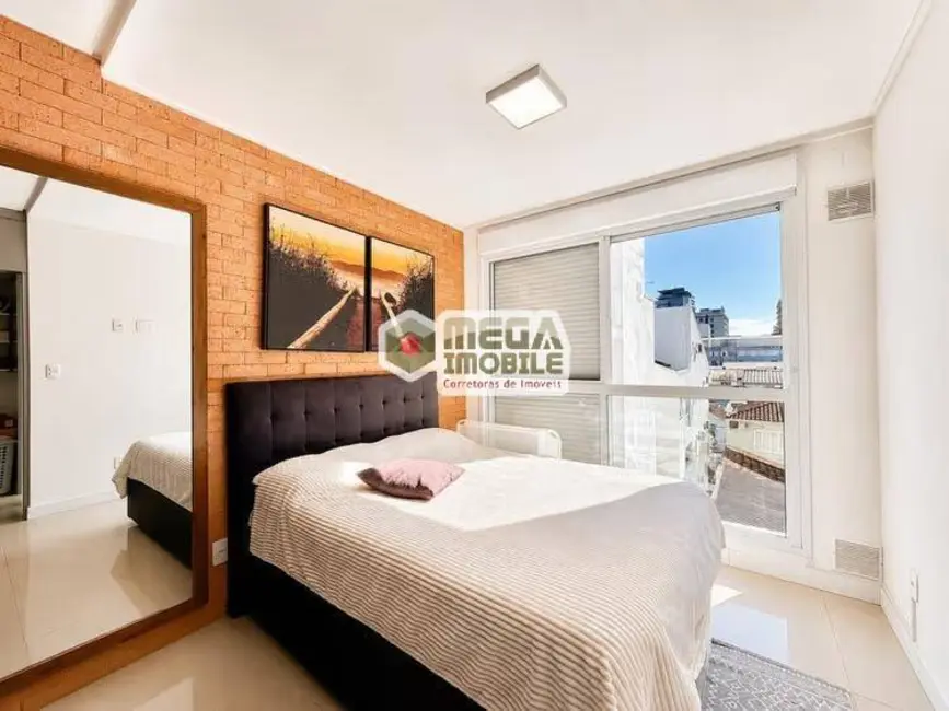 Apartamento com 1 quarto à venda, 40m2 em Centro, Florianopolis - SC - imagem 4 Foto 4 de Apartamento com 1 quarto à venda, 40m2 em Centro, Florianopolis - SC