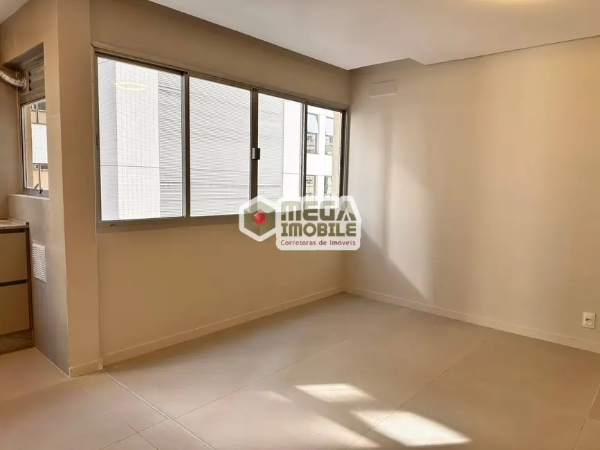 Foto 6 de Apartamento com 2 quartos à venda, 61m2 em Centro, Florianopolis - SC