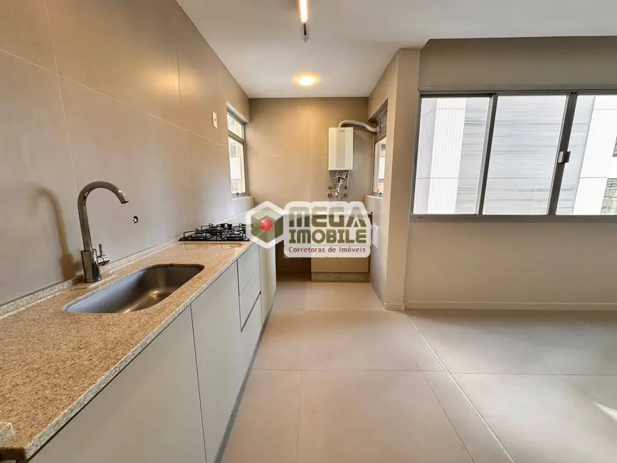 Foto 8 de Apartamento com 2 quartos à venda, 61m2 em Centro, Florianopolis - SC