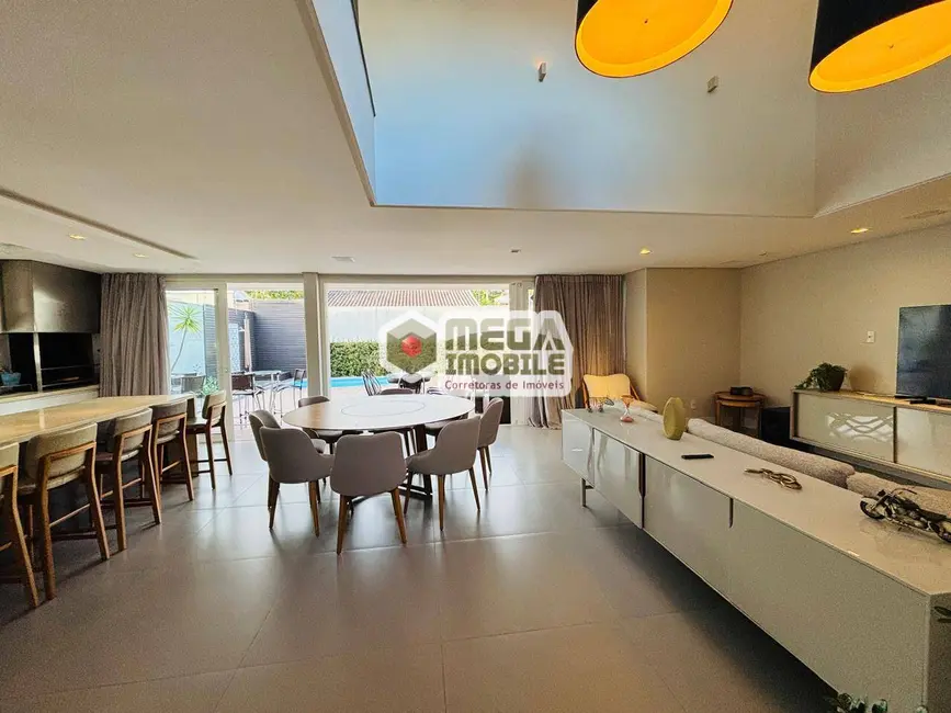 Casa com 3 quartos à venda, 276m2 em Santa Mônica, Florianopolis - SC - imagem 5 Foto 5 de Casa com 3 quartos à venda, 276m2 em Santa Mônica, Florianopolis - SC