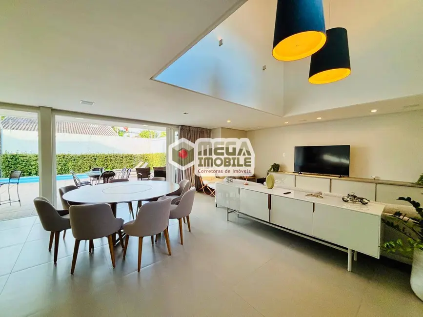 Casa com 3 quartos à venda, 276m2 em Santa Mônica, Florianopolis - SC - imagem 1 Foto 1 de Casa com 3 quartos à venda, 276m2 em Santa Mônica, Florianopolis - SC