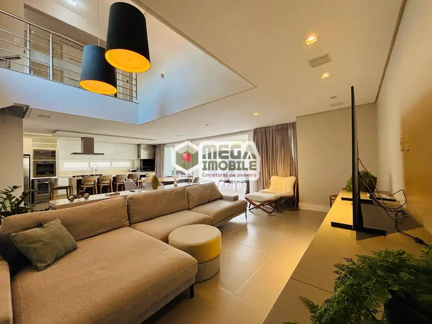 Casa com 3 quartos à venda, 276m2 em Santa Mônica, Florianopolis - SC - imagem 2 Foto 2 de Casa com 3 quartos à venda, 276m2 em Santa Mônica, Florianopolis - SC