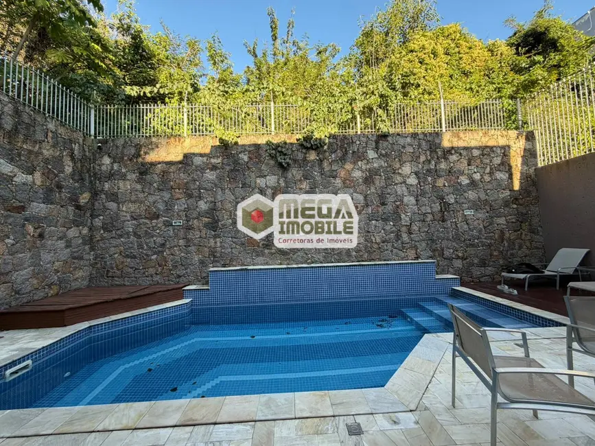 Foto 1 de Casa com 4 quartos à venda, 431m2 em Córrego Grande, Florianopolis - SC